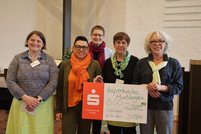 Spendenübergabe der Kreistagsfraktion an die Vesperkirche in Mutlangen
